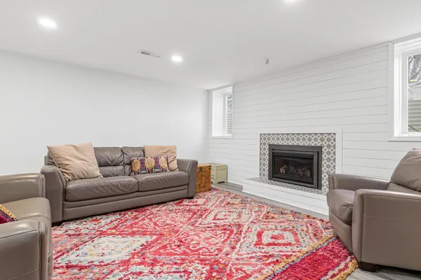$899,900 | 6901 Hillcrest Lane, Minneapolis, MN 55435