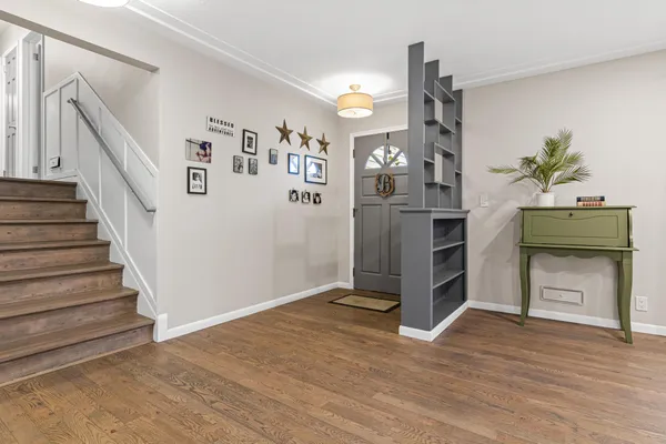 $899,900 | 6901 Hillcrest Lane, Minneapolis, MN 55435