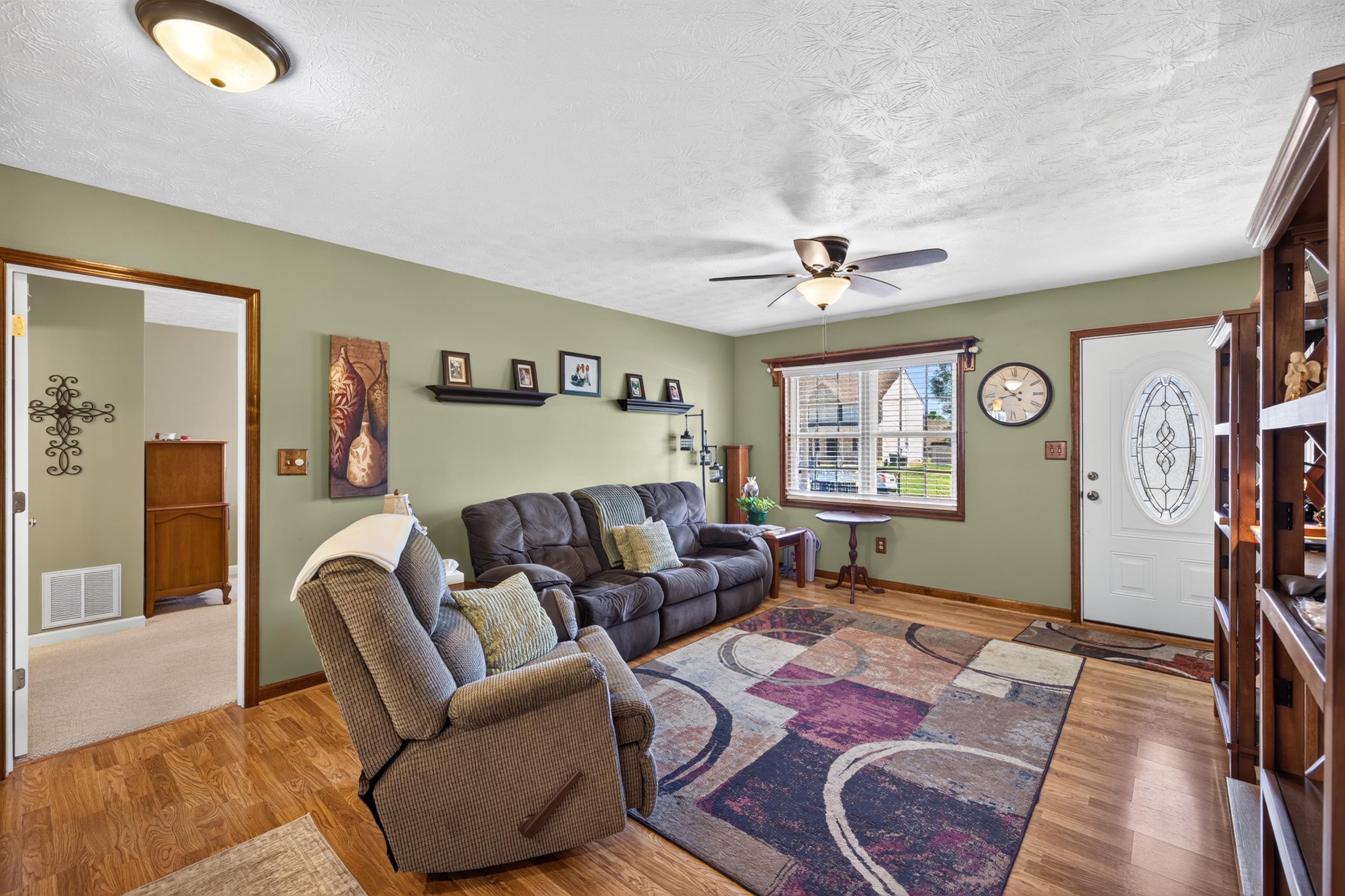 2400 Mosley Street Waynesboro, VA 22980 - Photo 4 of 34