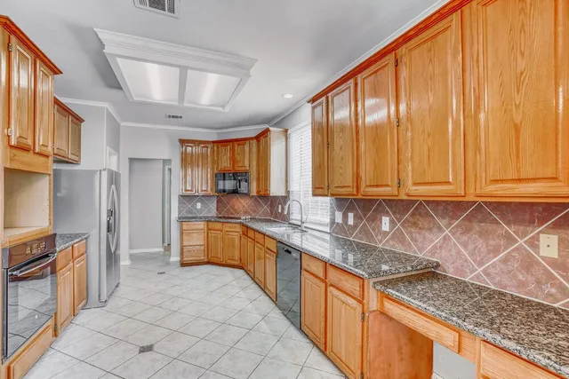 $2,690 | 3931 Echo Mountain Drive, Houston, TX 77345