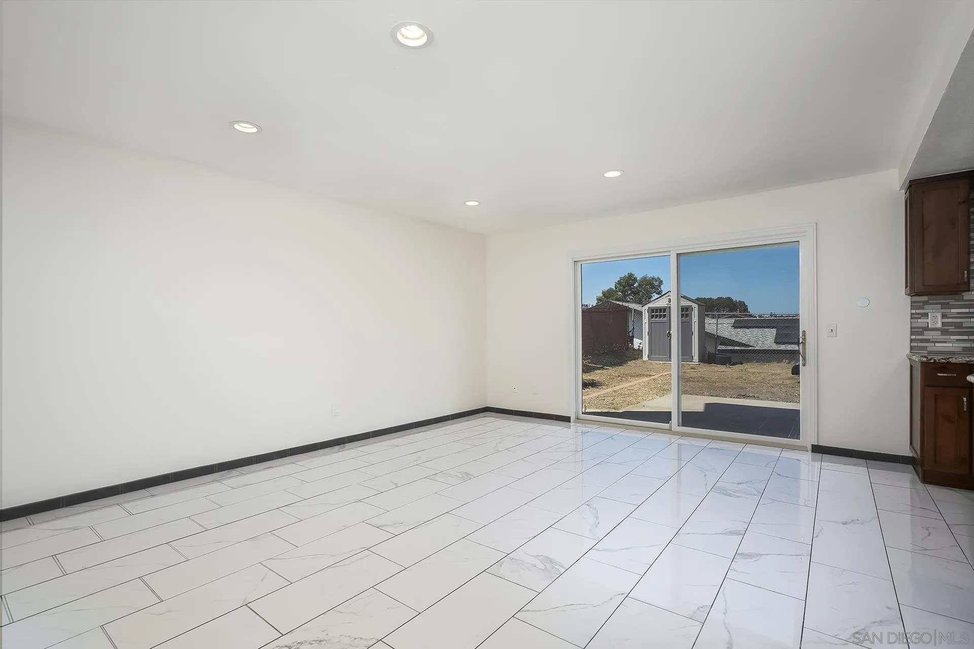 10772 Avenida Roberta Spring Valley, CA 91978 - Photo 16 of 32