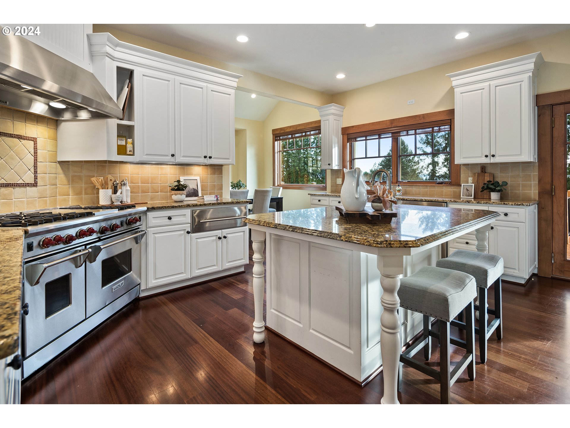 6985 Southwest Elligsen Road Tualatin, OR 97062 - Photo 11 of 47 Gallery Image 11
