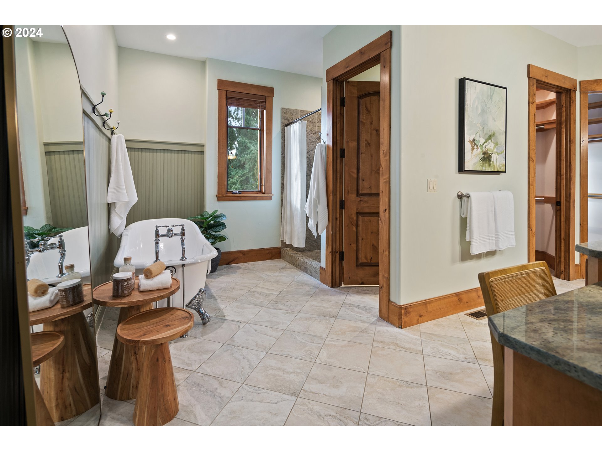 6985 Southwest Elligsen Road Tualatin, OR 97062 - Photo 23 of 47 Gallery Image 23