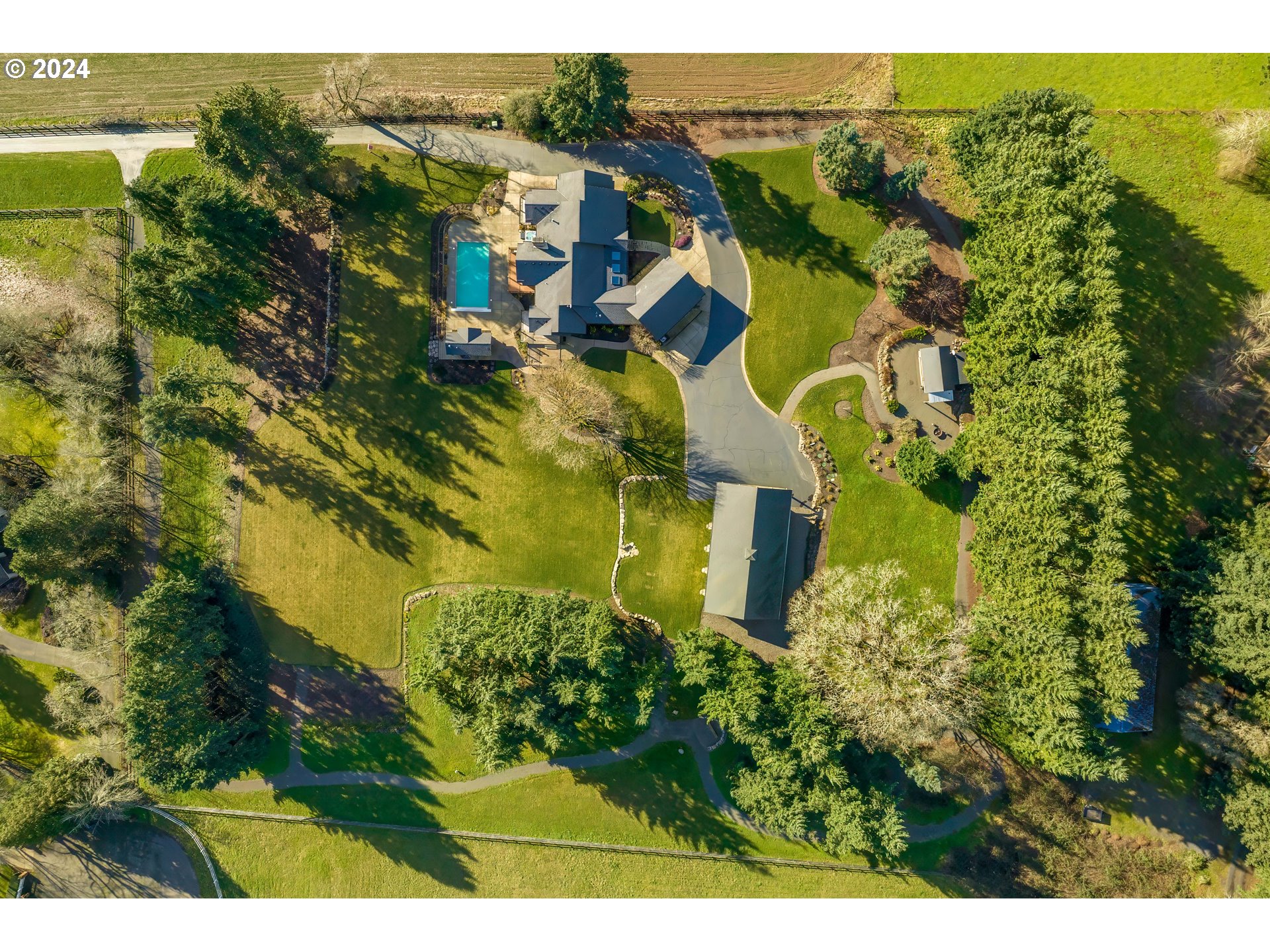 6985 Southwest Elligsen Road Tualatin, OR 97062 - Photo 46 of 47 Gallery Image 46