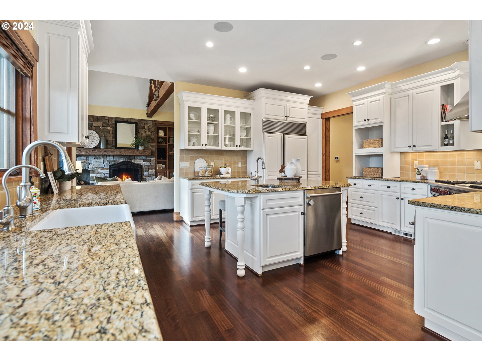 6985 Southwest Elligsen Road Tualatin, OR 97062 - Photo 10 of 47 Gallery Image 10