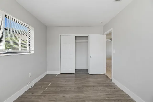 $471,000 | 18000 Northwest 6th Court, Miami, FL 33169