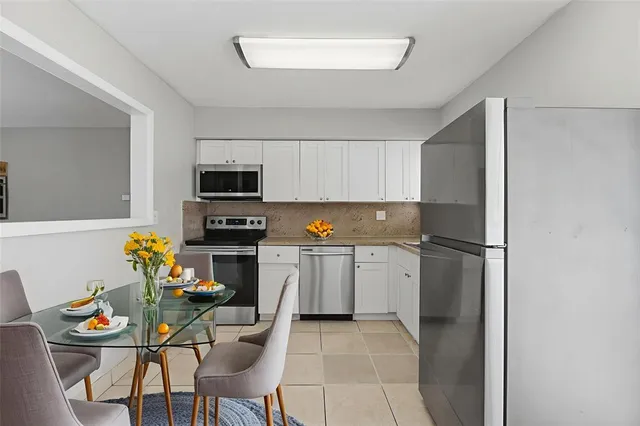 $471,000 | 18000 Northwest 6th Court, Miami, FL 33169