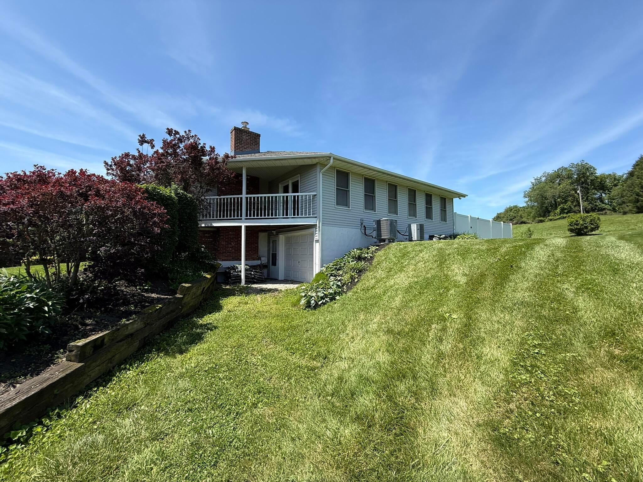 3023 Valley View Road Northeast Lancaster, OH 43130 - Photo 16 of 20