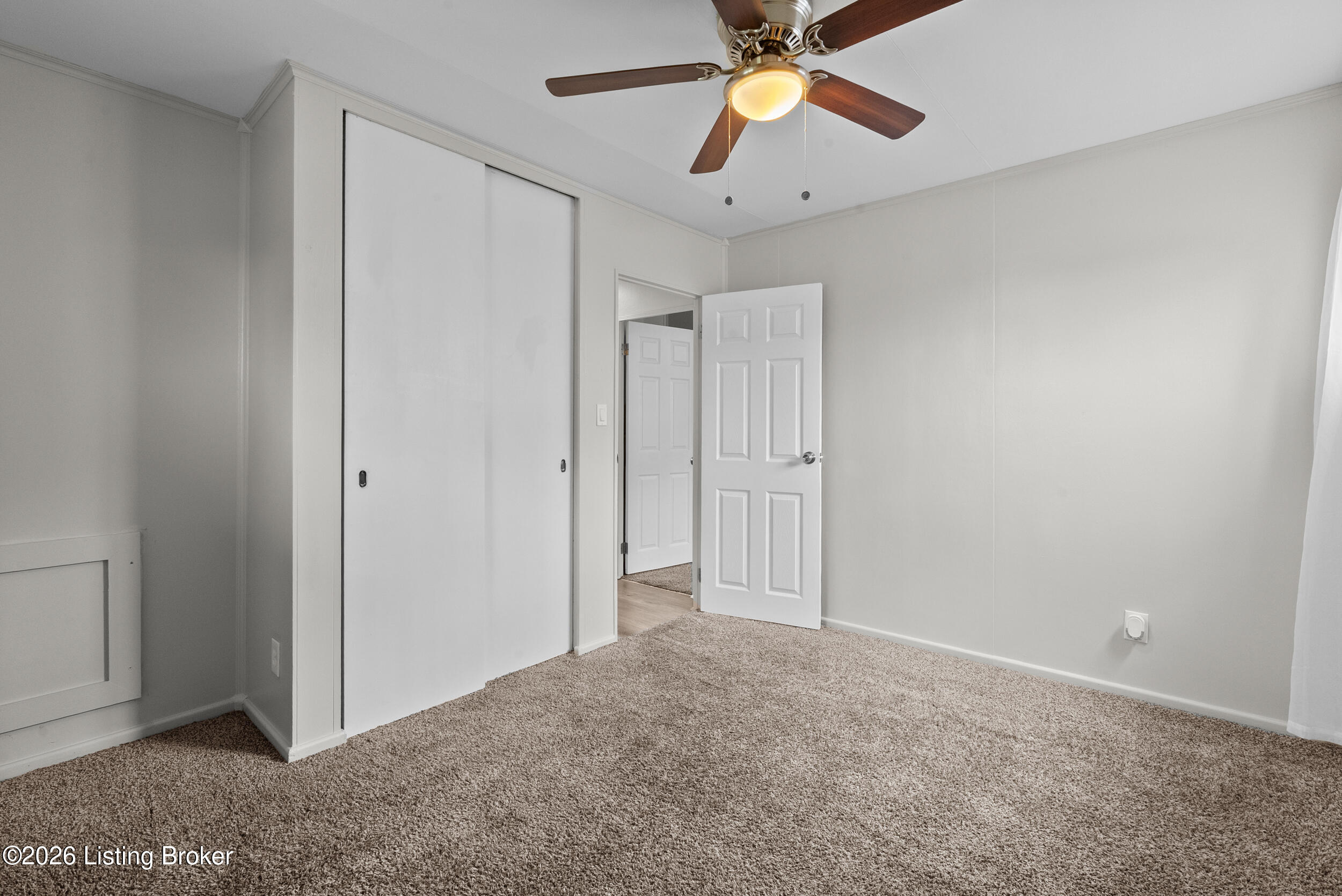 211 Redding Road Louisville, KY 40218 - Photo 23 of 35 BR