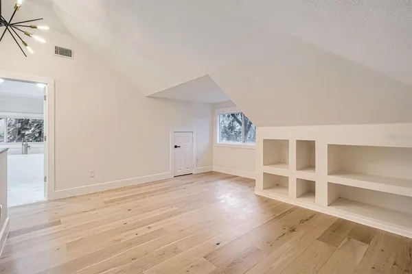 $999,990 | 734 South Mills Avenue, Orlando, FL 32801