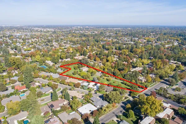 an aerial view of multiple house