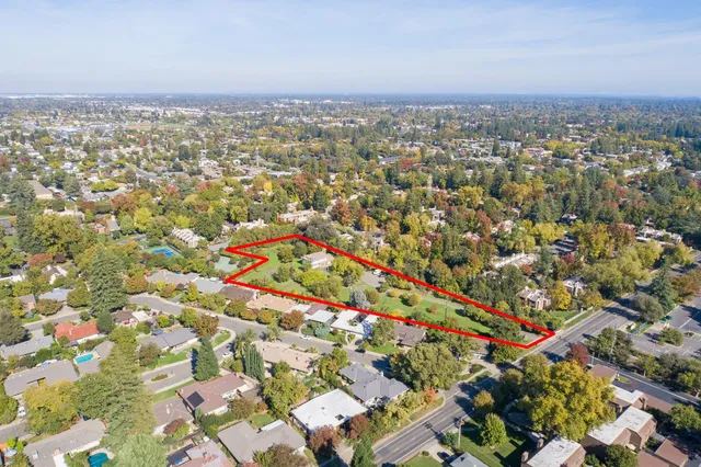 an aerial view of multiple house