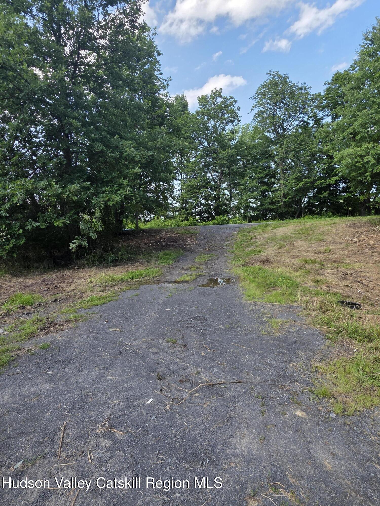 165 West Camp Road Saugerties, NY 12477 - Photo 7 of 22 20260708_163739