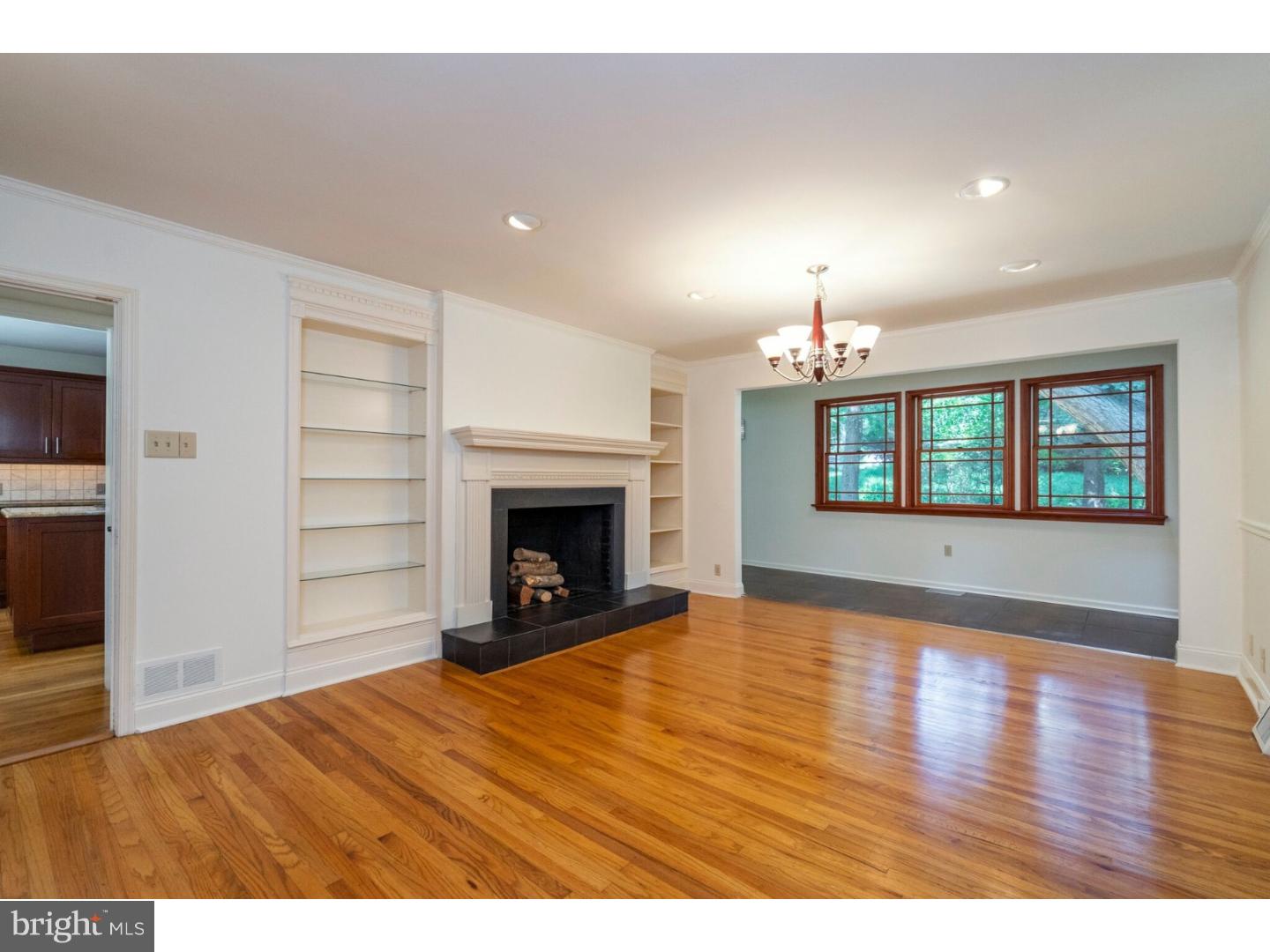 443 Crescent Road Wyncote, PA 19095 - Photo 12 of 25
