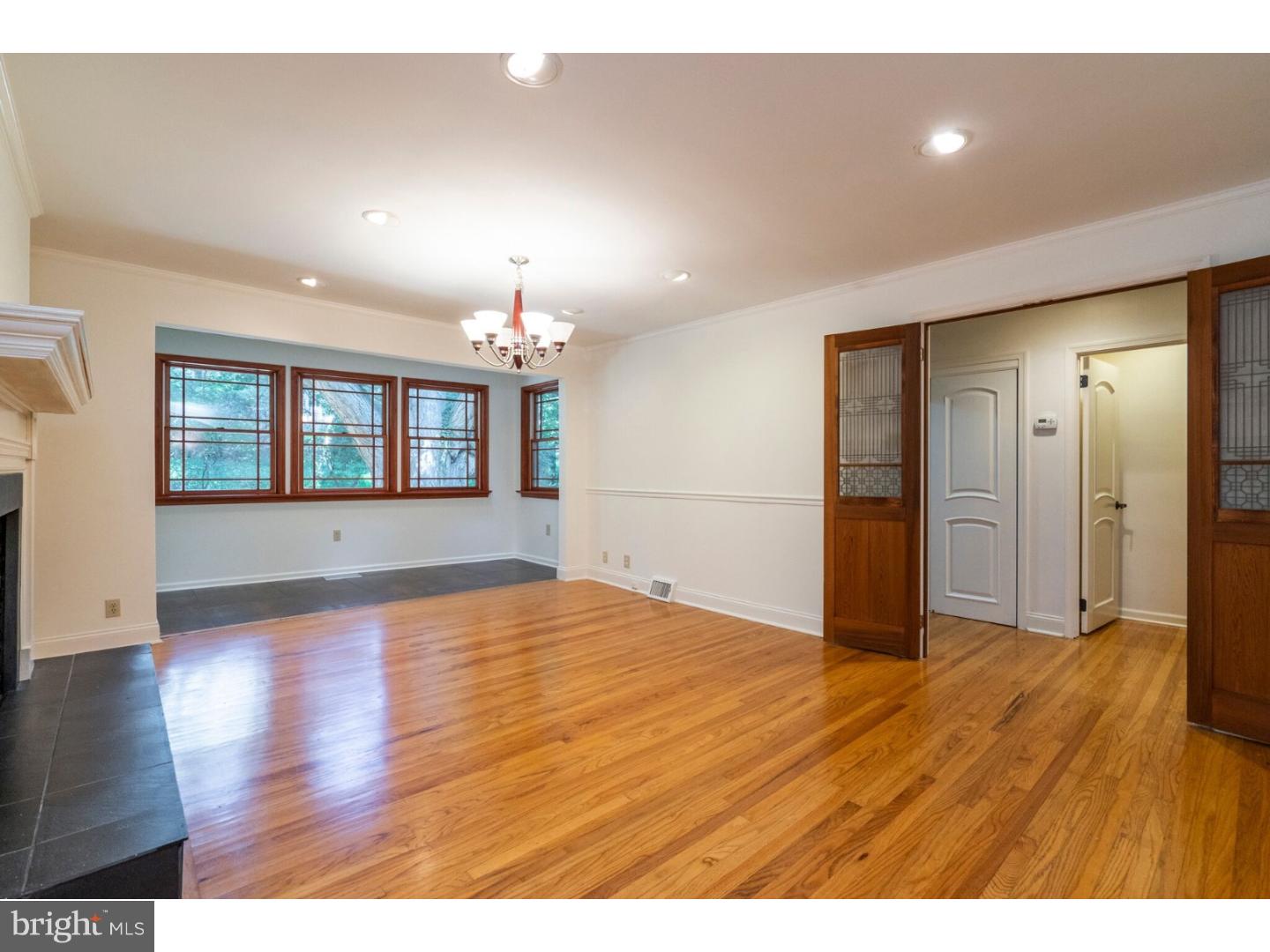 443 Crescent Road Wyncote, PA 19095 - Photo 13 of 25