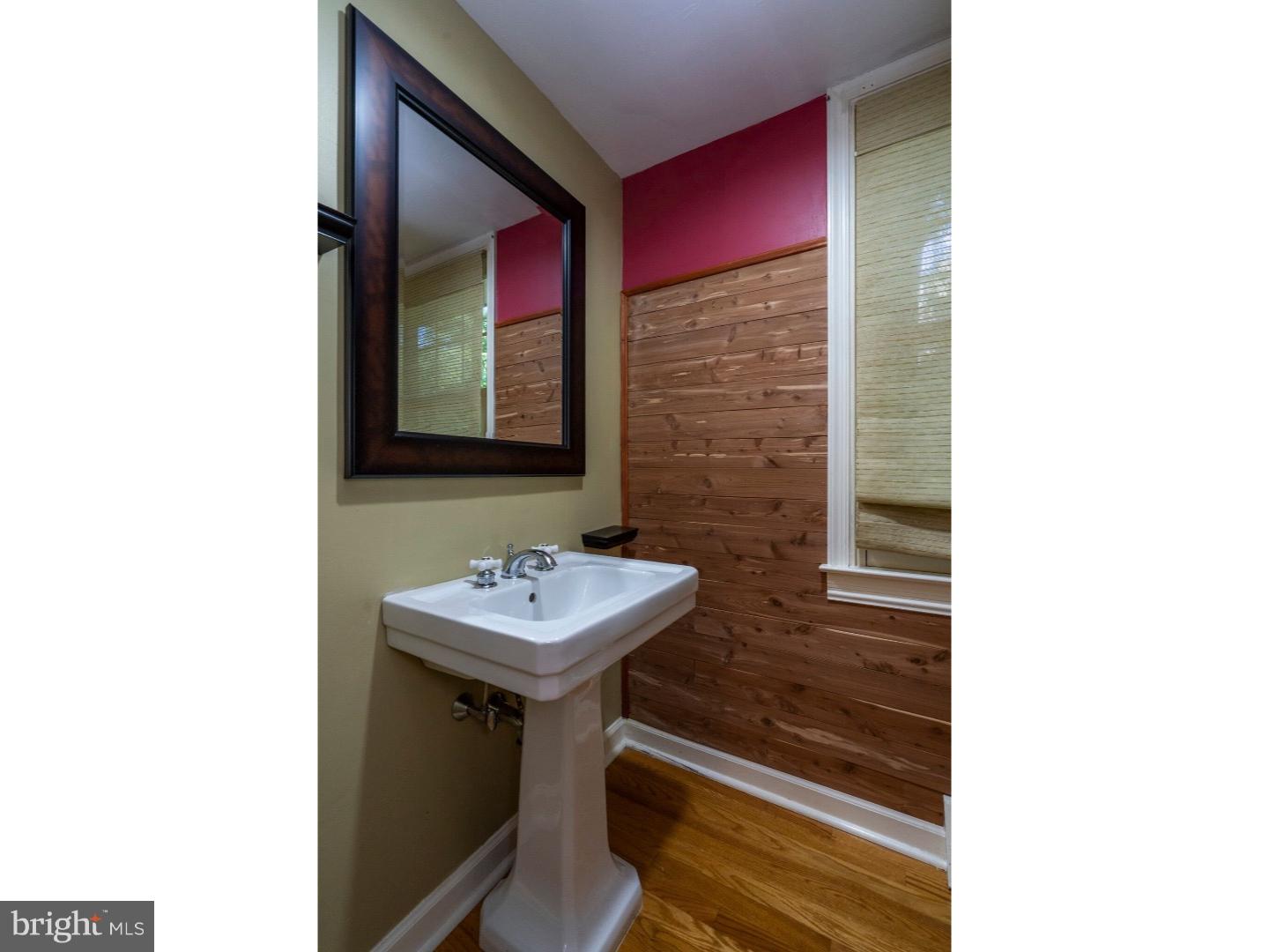443 Crescent Road Wyncote, PA 19095 - Photo 14 of 25