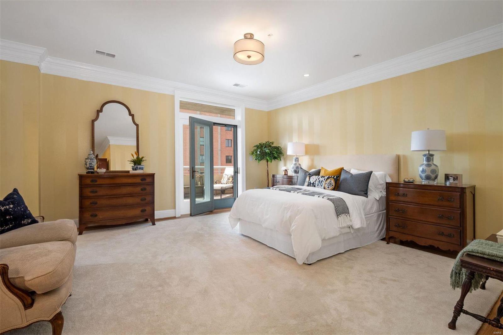 800 South Hanley Road, Unit 6C St. Louis, MO 63105 - Photo 14 of 27