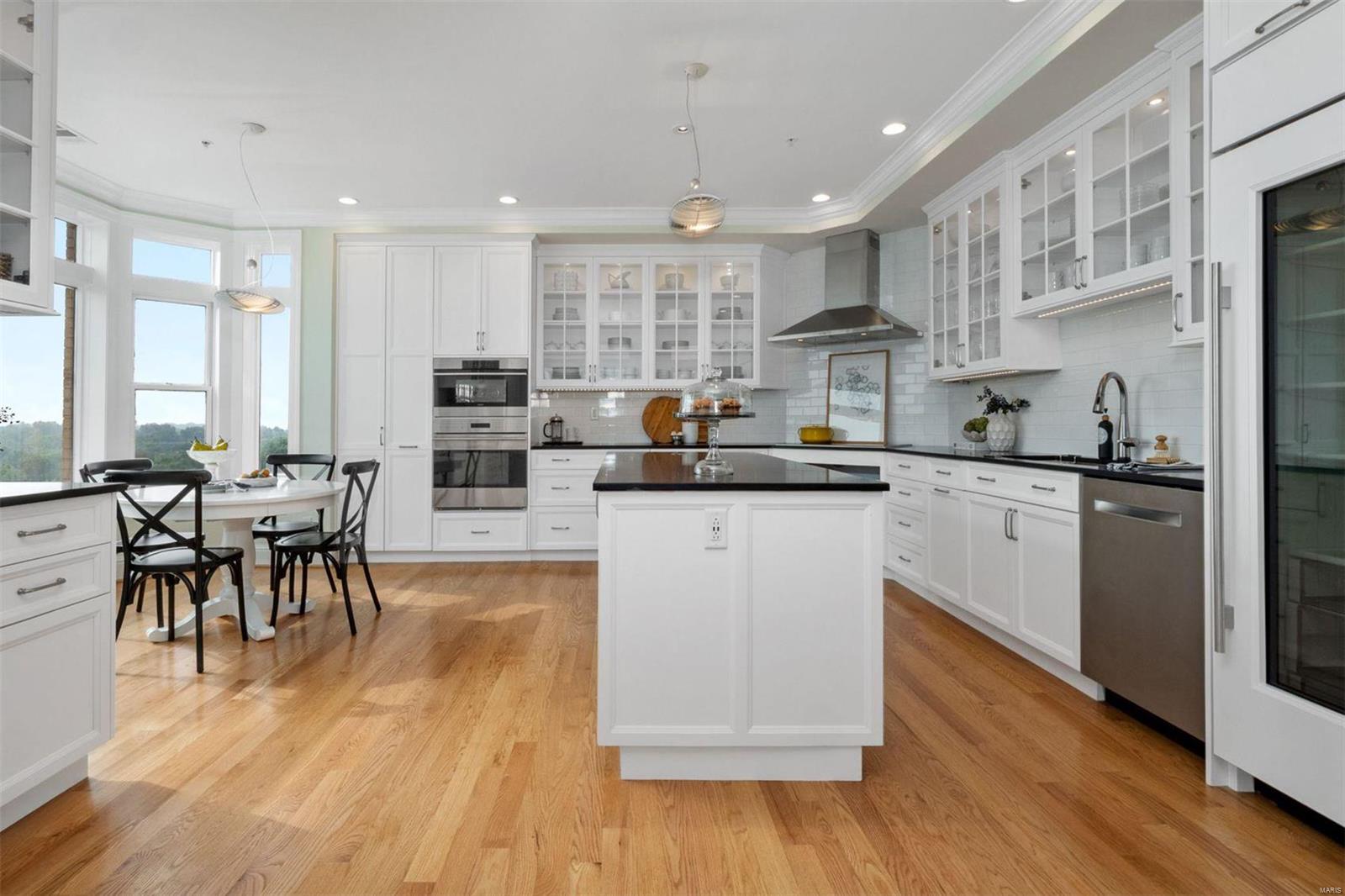 800 South Hanley Road, Unit 6C St. Louis, MO 63105 - Photo 8 of 27