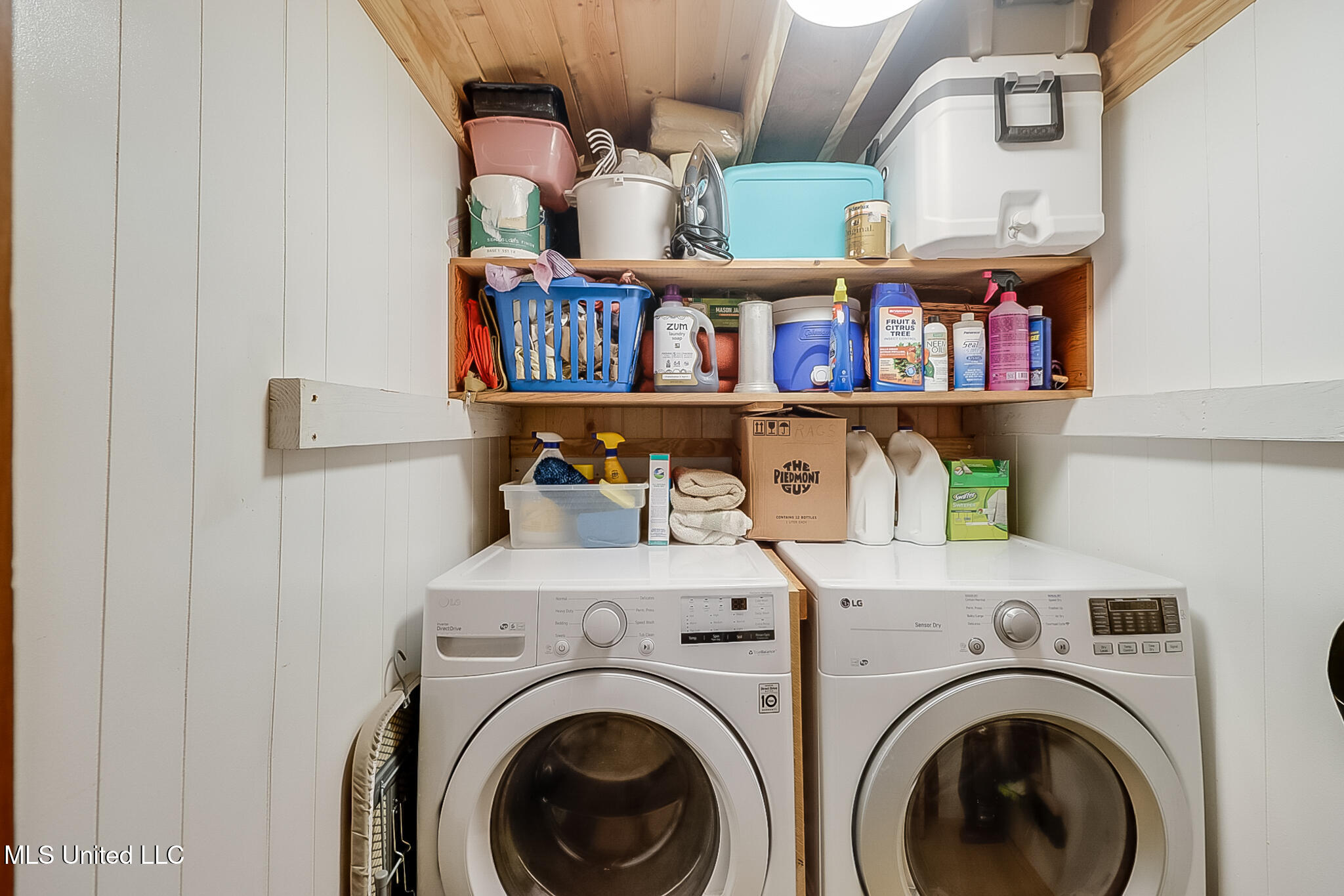 6000 Ridge Road Ocean Springs, MS 39564 - Photo 14 of 31 Laundry Room