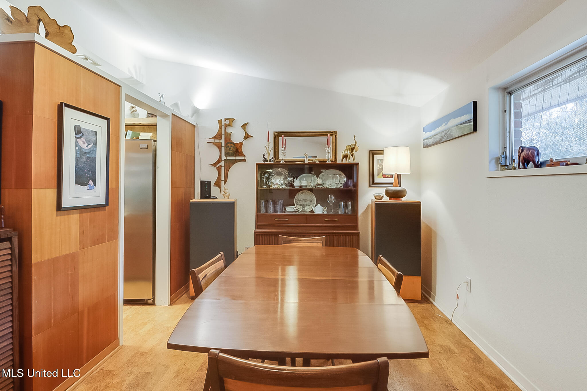 6000 Ridge Road Ocean Springs, MS 39564 - Photo 3 of 31 Dining Room