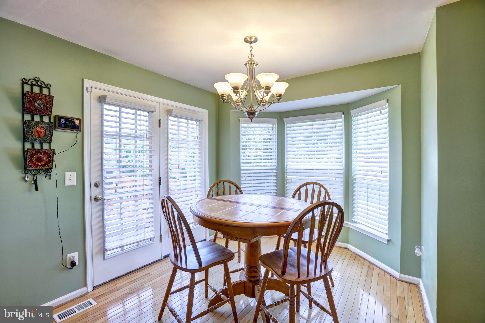 102 Cagney Terrace Southeast Leesburg, VA 20175 - Photo 12 of 26