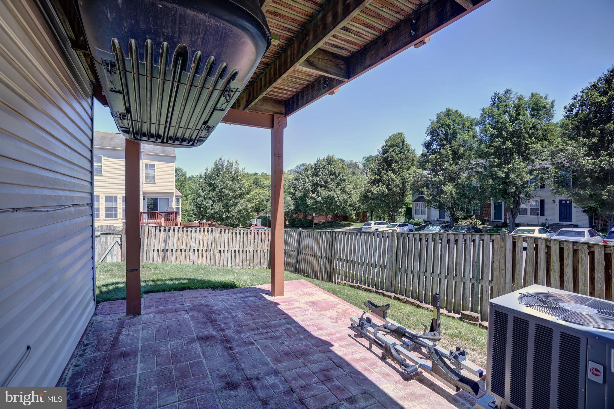 102 Cagney Terrace Southeast Leesburg, VA 20175 - Photo 24 of 26