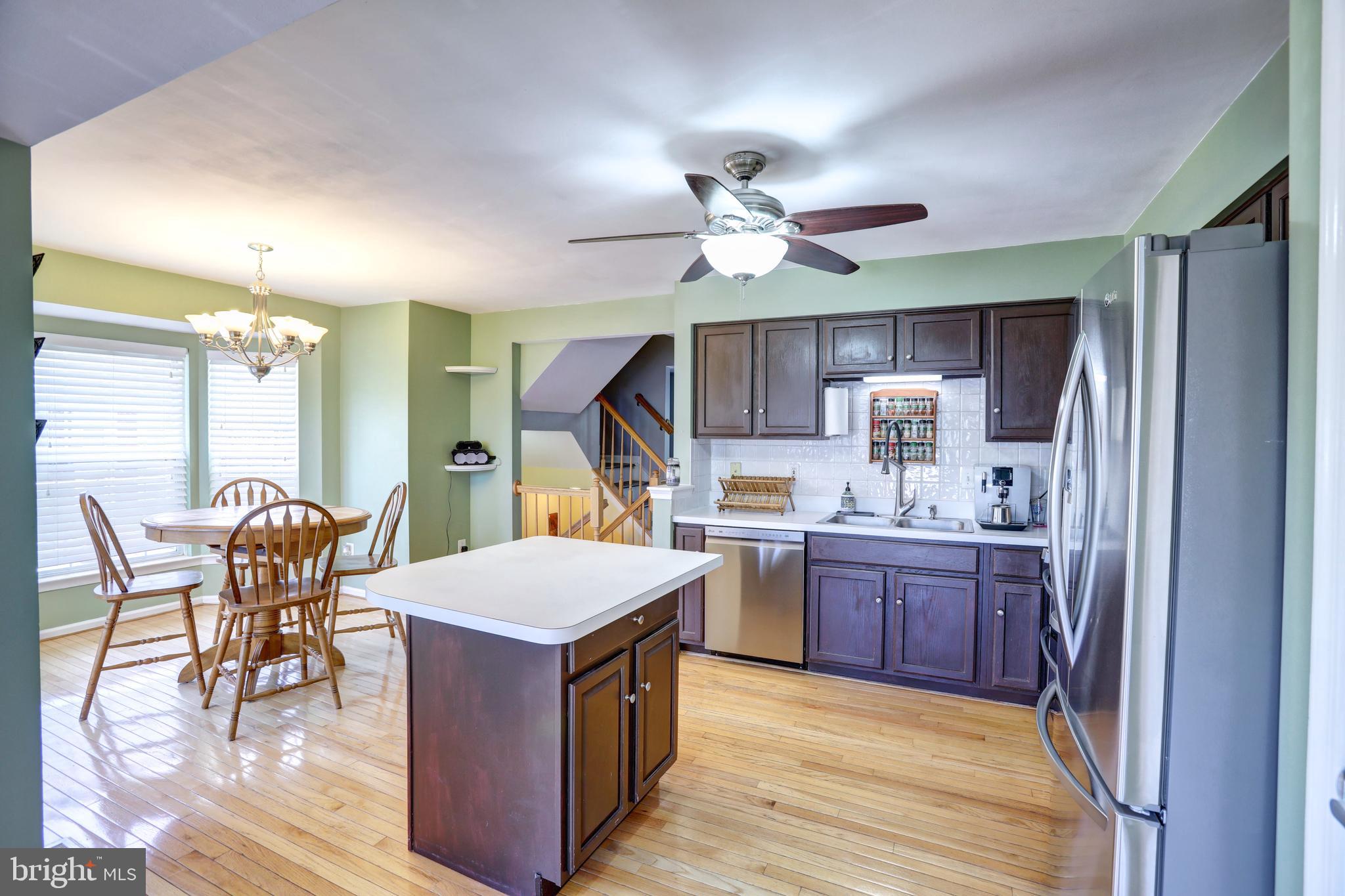 102 Cagney Terrace Southeast Leesburg, VA 20175 - Photo 9 of 26