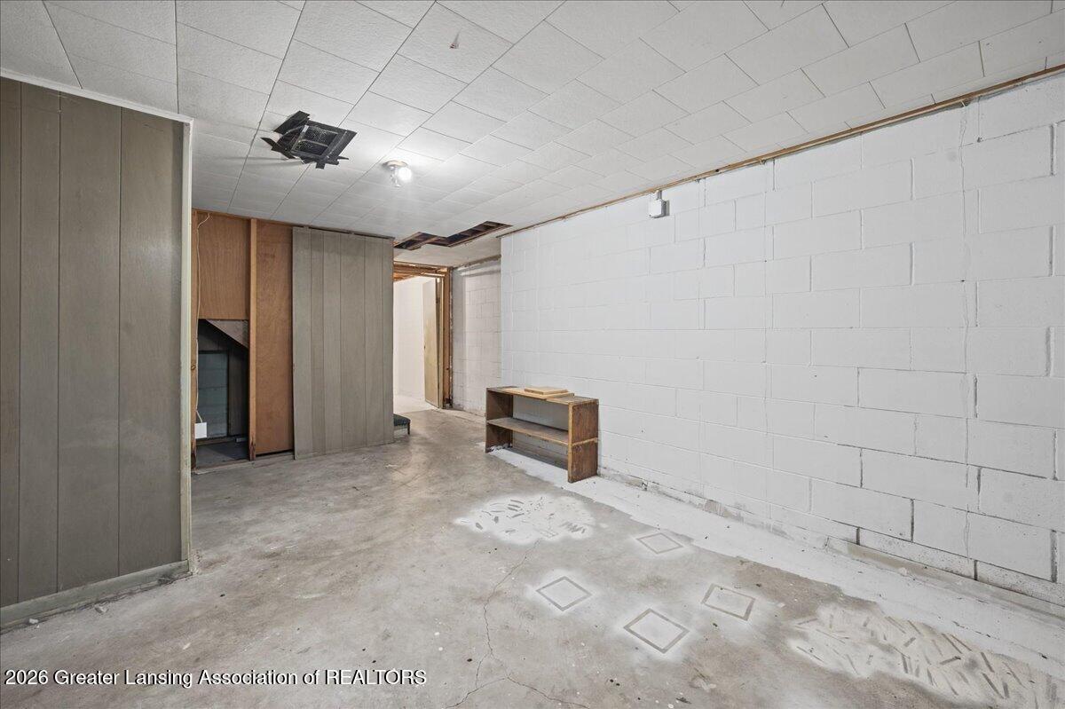 1140 Hitching Post Road East Lansing, MI 48823 - Photo 21 of 38 23-DSC02260_web