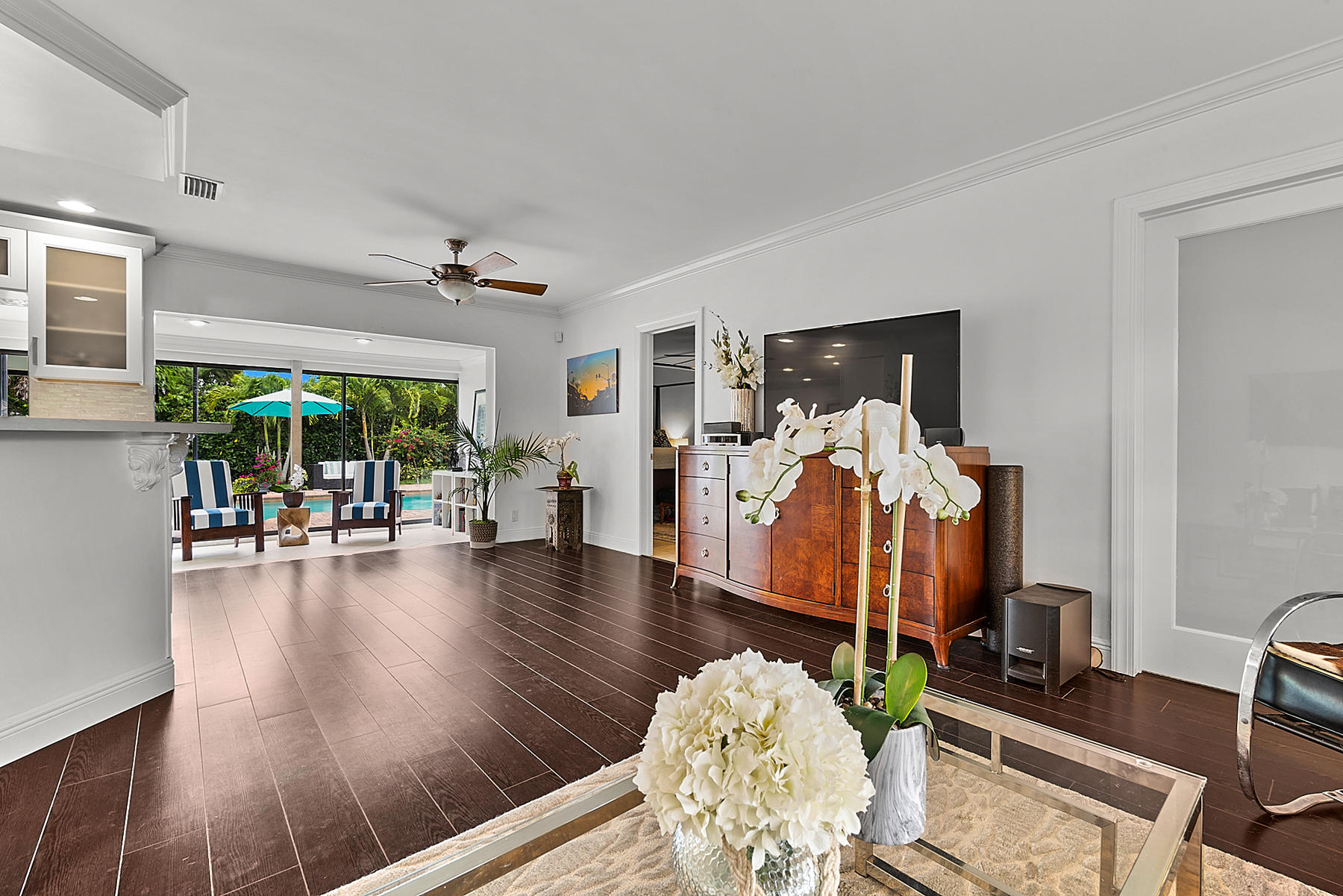 1061 Northwest 6th Street Boca Raton, FL 33486 - Photo 8 of 49 Living Room View