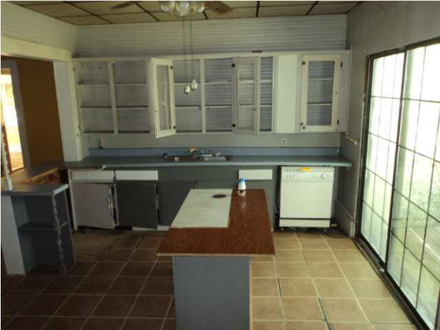 1158 Hopewell Road Crystal Springs, MS 39059 - Photo 11 of 19 Kitchen