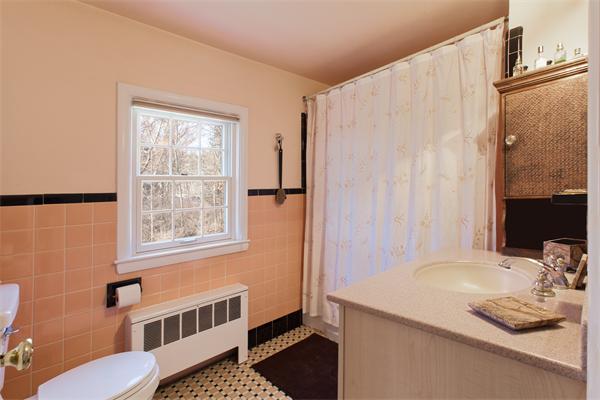 362 Barretts Mill Road Concord, MA 01742 - Photo 7 of 11 Gallery Image 7