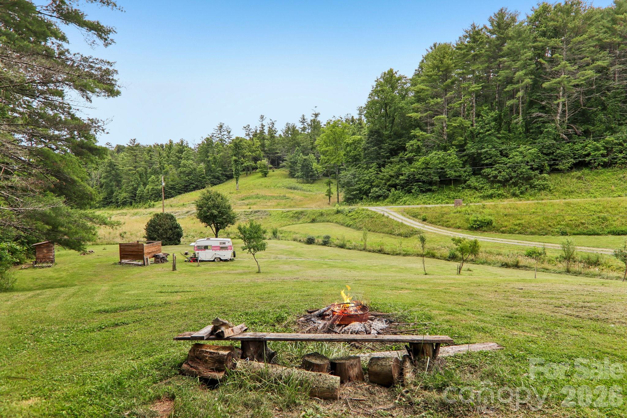 164 Pegg Road Marshall, NC 28753 - Photo 25 of 47 Gallery Image 25
