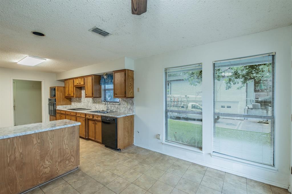 27 Sundown Trail Star Harbor, TX 75148 - Photo 12 of 37