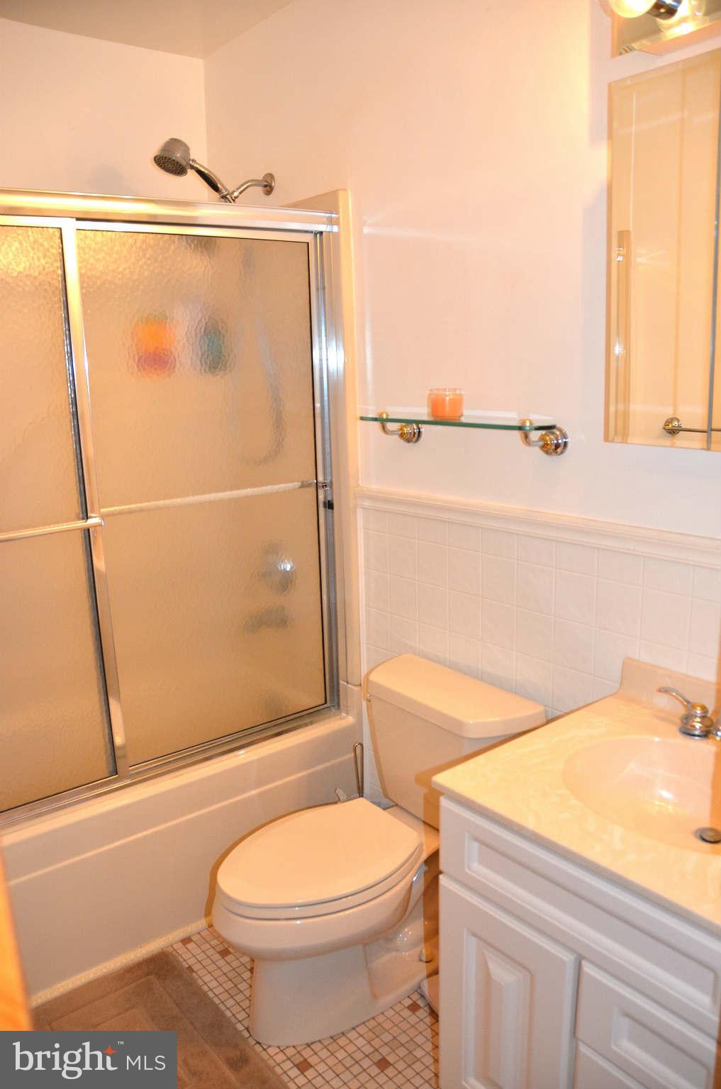 105 Claiborne Road Edgewater, MD 21037 - Photo 13 of 30 Bath