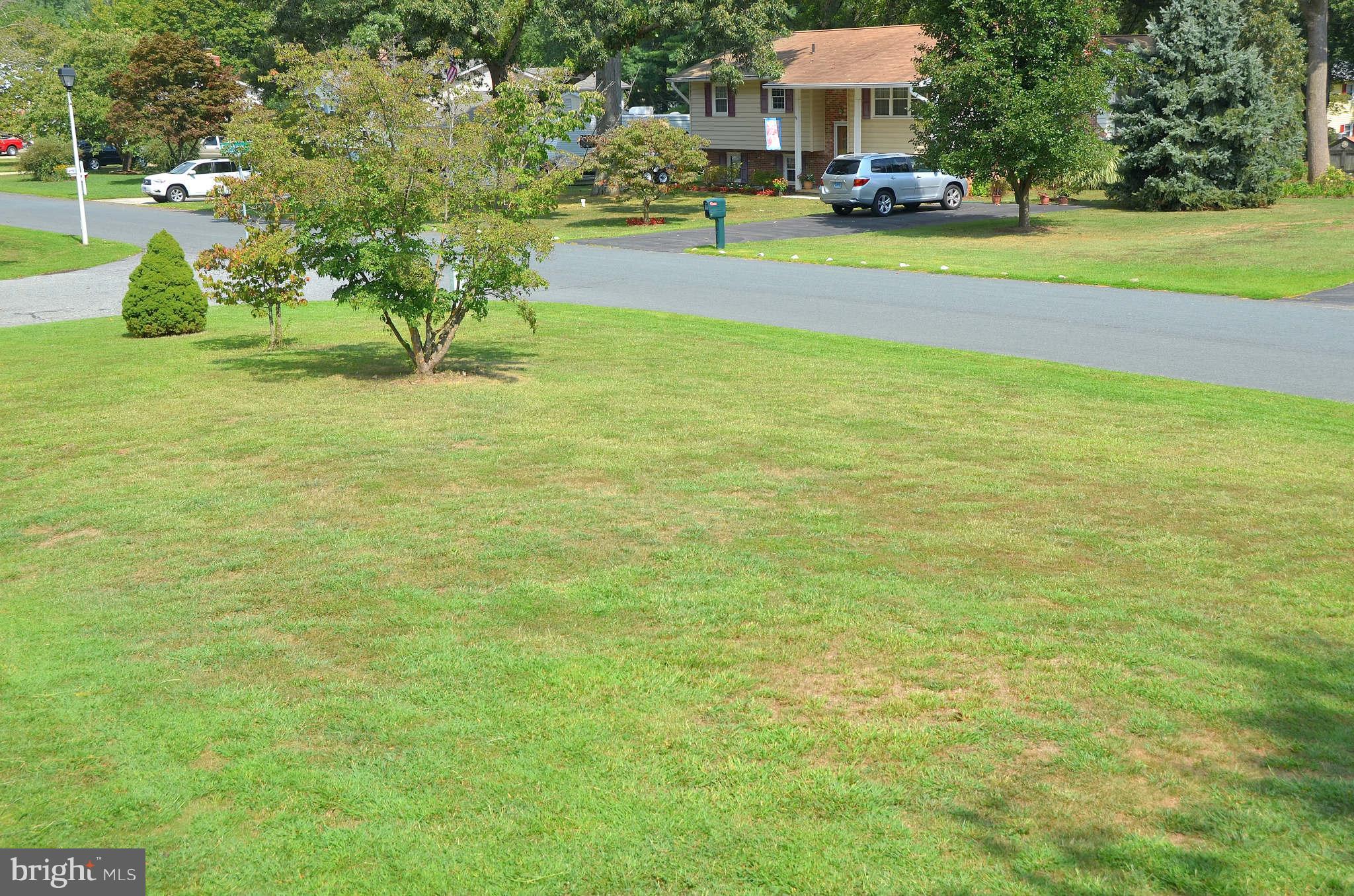 105 Claiborne Road Edgewater, MD 21037 - Photo 29 of 30 Exterior (Front)