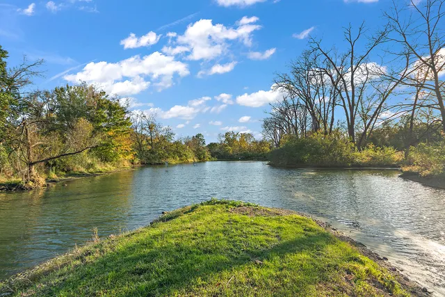 $999,000 | 1110 Lakeside Drive, New Lenox, IL 60451