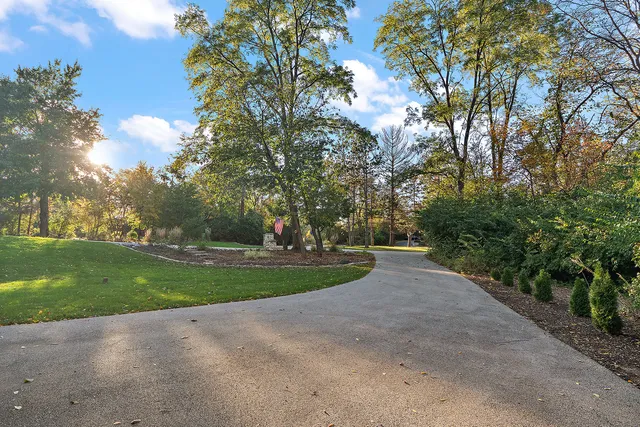 $999,000 | 1110 Lakeside Drive, New Lenox, IL 60451