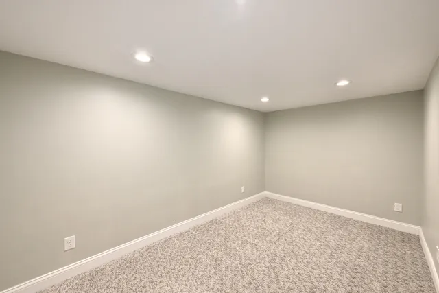 $859,900 | 1005 Lone Tree Road, Elm Grove, WI 53122