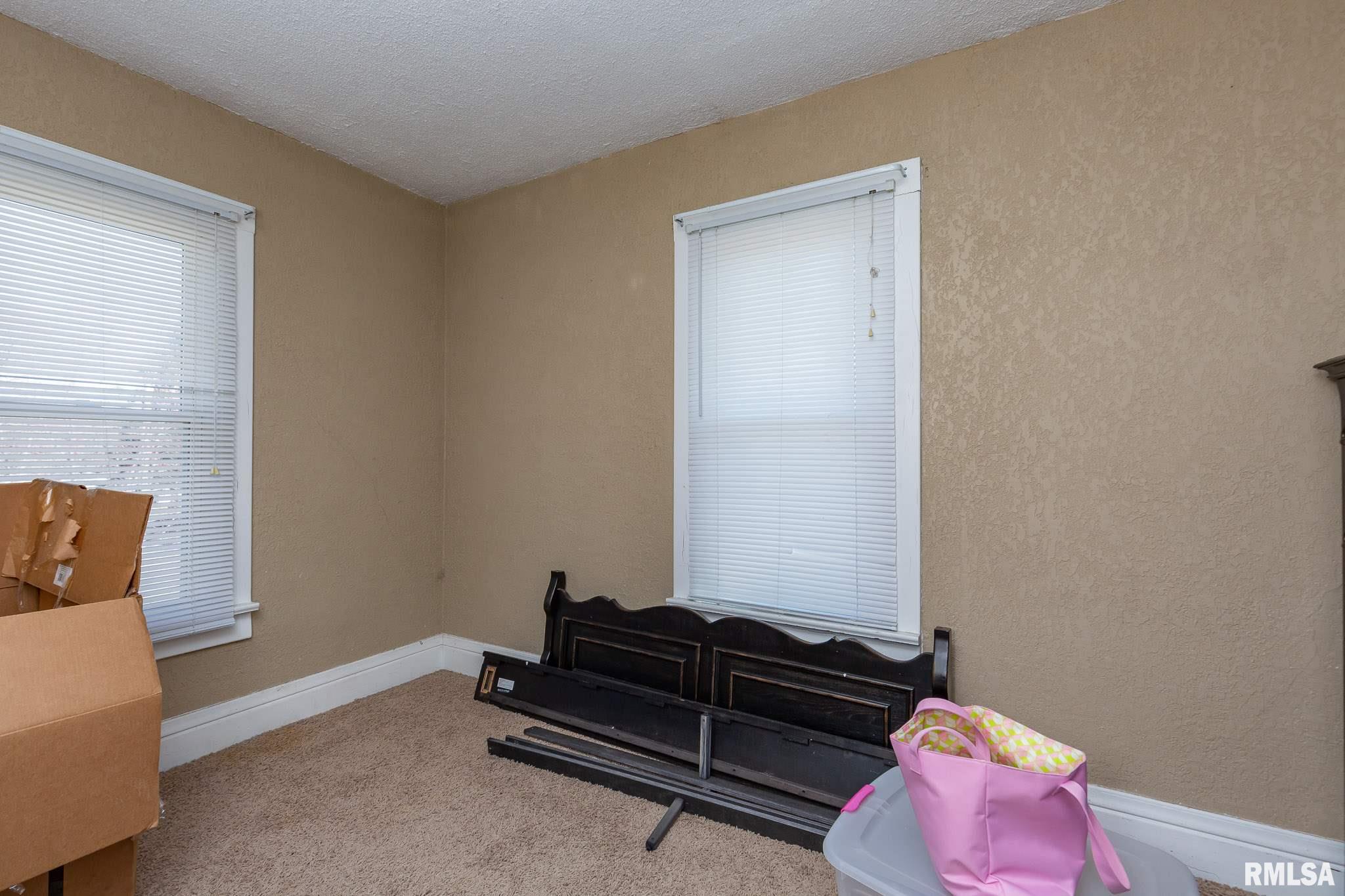 3602 Rockingham Road Davenport, IA 52802 - Photo 17 of 25 Gallery Image 17