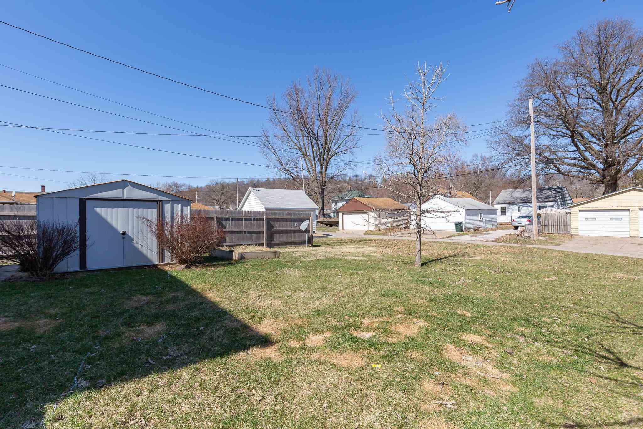 3602 Rockingham Road Davenport, IA 52802 - Photo 23 of 25 Gallery Image 23