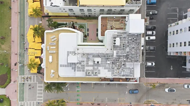 $5,500,000 | 1250 Ocean Drive, Unit PH1, Miami Beach, FL 33139