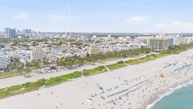 $5,500,000 | 1250 Ocean Drive, Unit PH1, Miami Beach, FL 33139