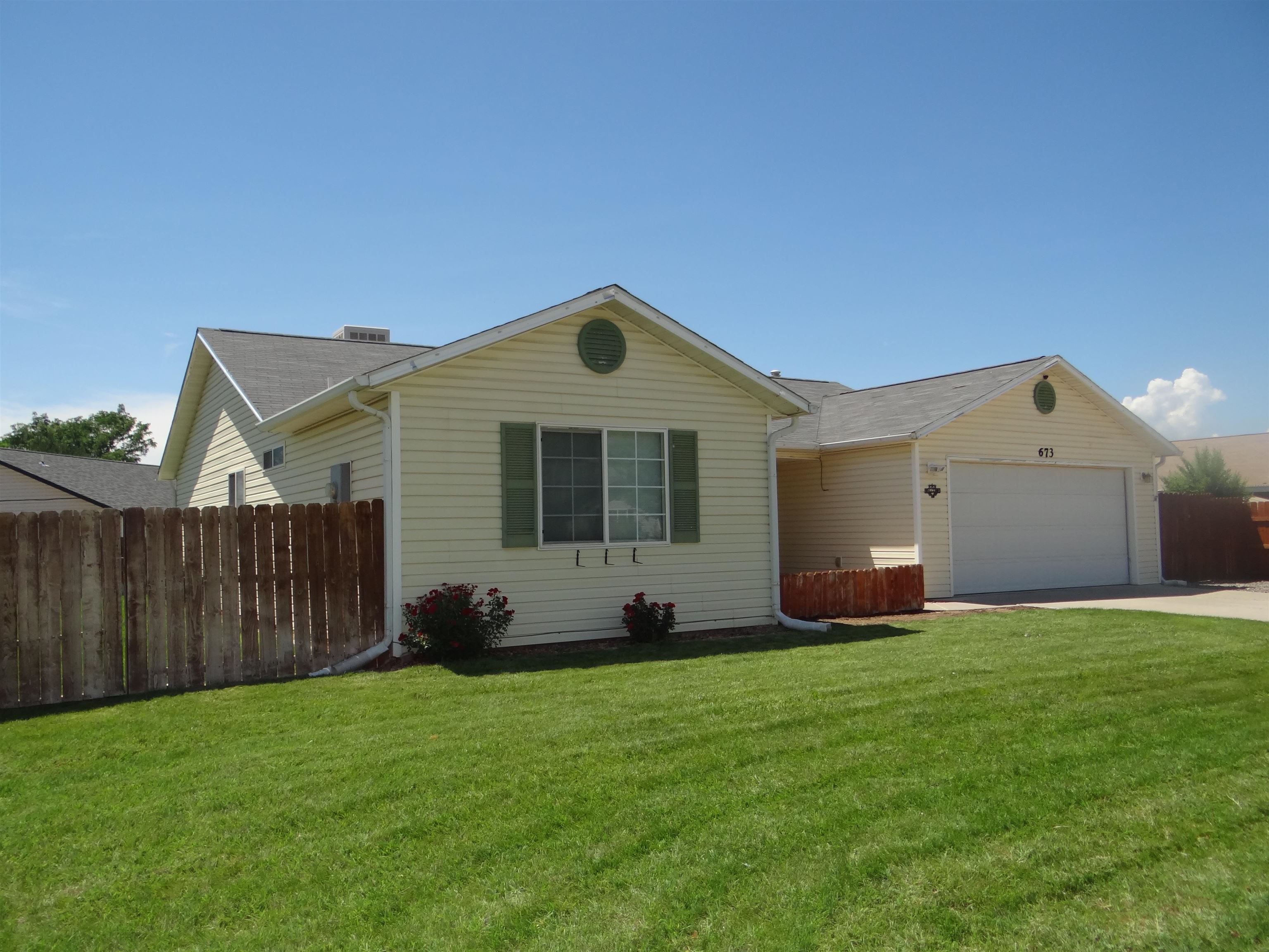 673 Andromeda Way Fruita, CO 81521 - Photo 2 of 27