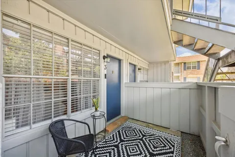 $149,000 | 2250 Bering Drive, Unit 3, Houston, TX 77057