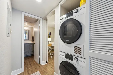 $149,000 | 2250 Bering Drive, Unit 3, Houston, TX 77057