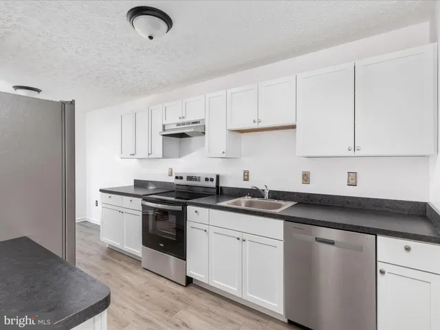 $329,000 | 321 Sherando Circle, Stephens City, VA 22655