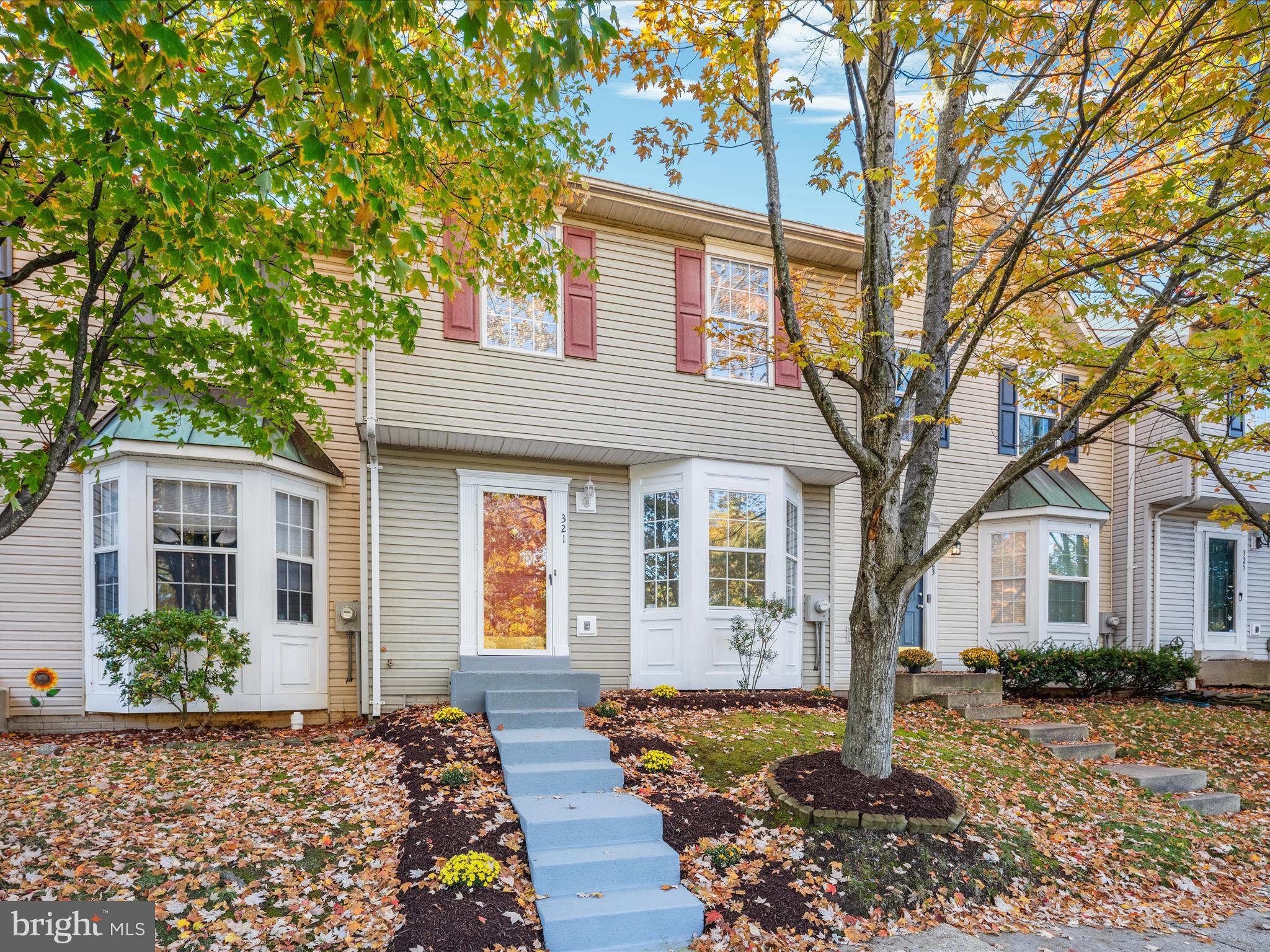 321 Sherando Circle Stephens City, VA 22655 - Photo 2 of 34 a front view of a house with a yard