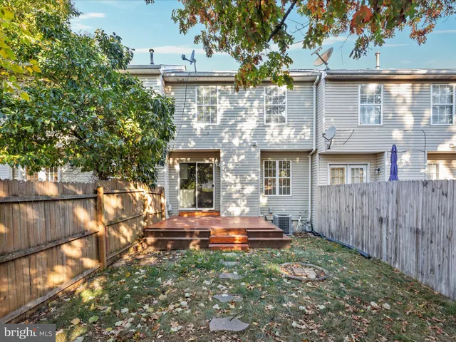 $329,000 | 321 Sherando Circle, Stephens City, VA 22655