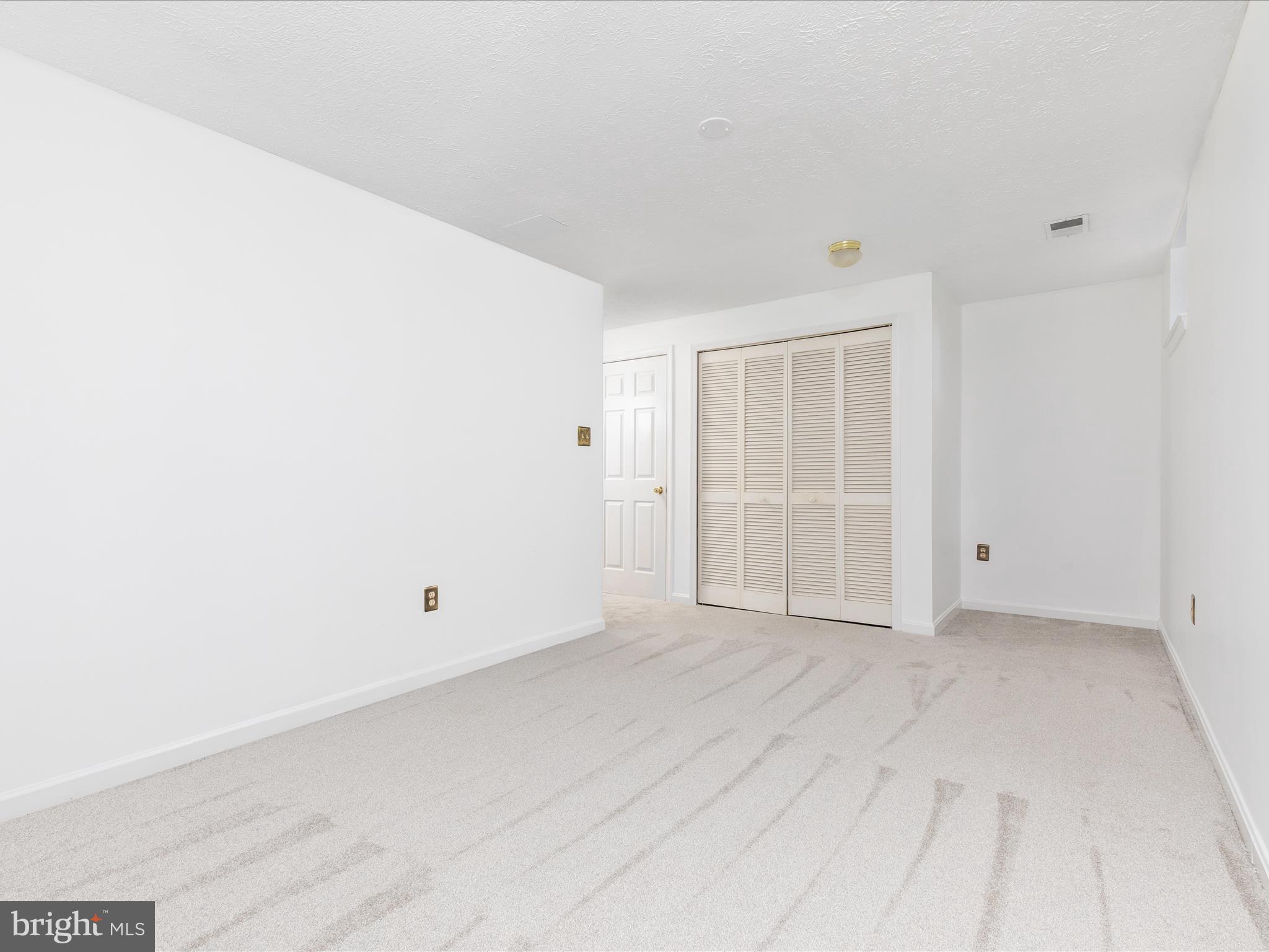 321 Sherando Circle Stephens City, VA 22655 - Photo 7 of 34