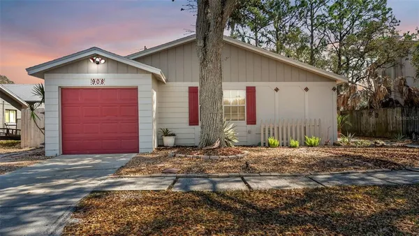 $224,000 | 908 Whisper Lake Drive, Winter Haven, FL 33880